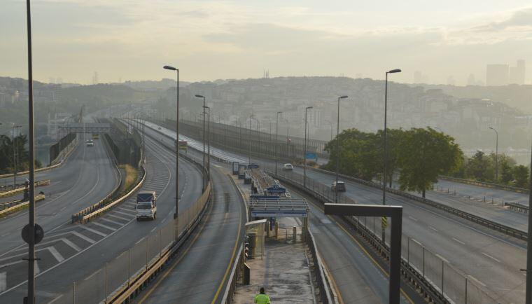 4 günlük kısıtlamanın ilk gününde İstanbul boş kaldı 6