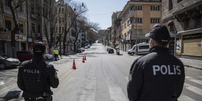 4 günlük kısıtlamanın ilk gününde İstanbul boş kaldı