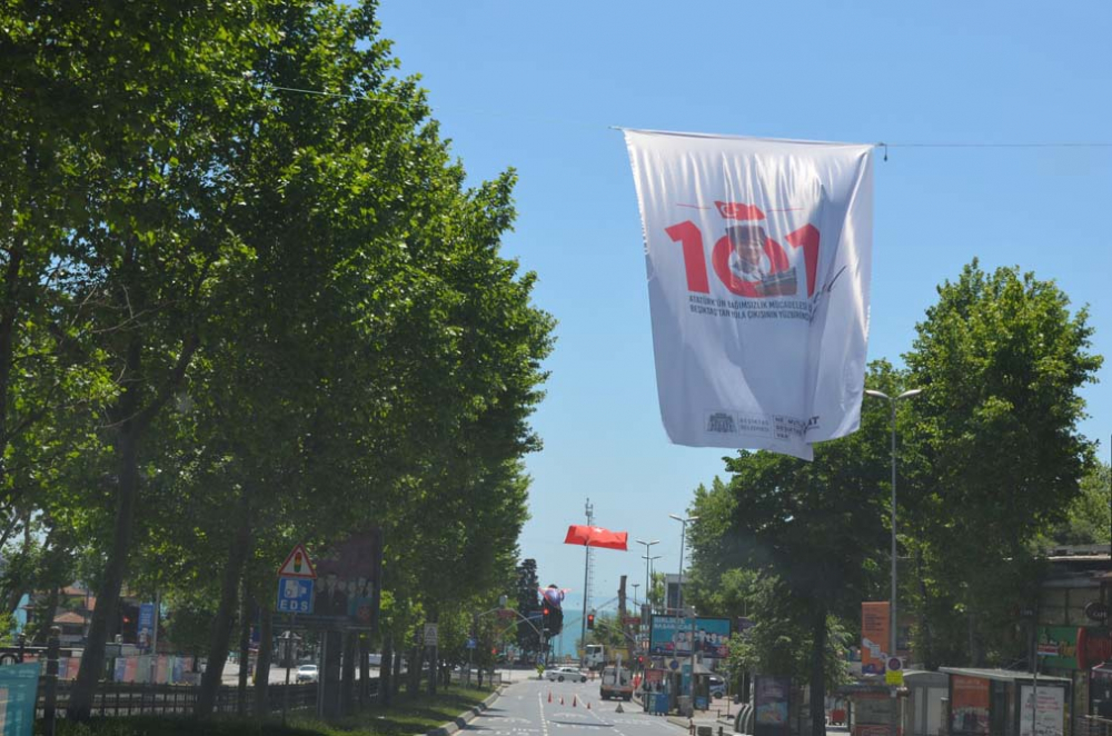 İstanbul'da tarihinin en sessiz bayramı! Sokaklar bomboş, her yer kapalı.. 56