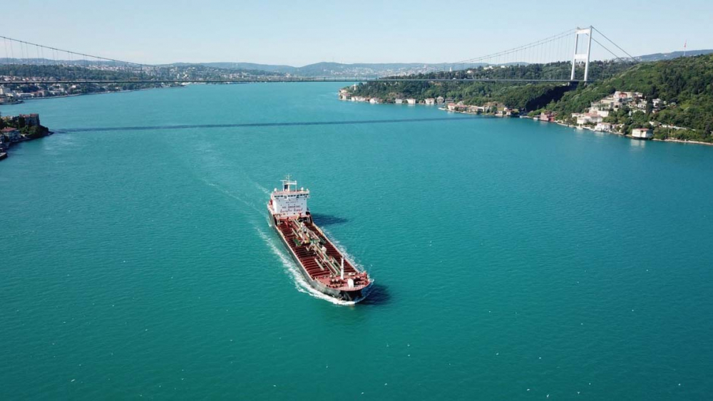 İstanbul Boğazı'nı hiç böyle görmediniz! Turkuaz rengine büründü 10