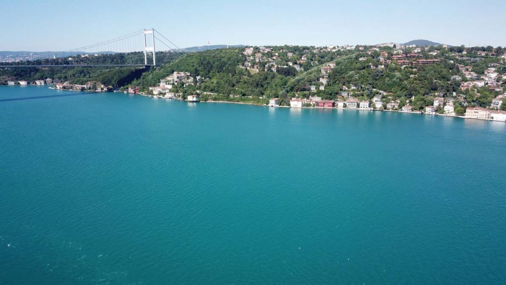 İstanbul Boğazı'nı hiç böyle görmediniz! Turkuaz rengine büründü 2