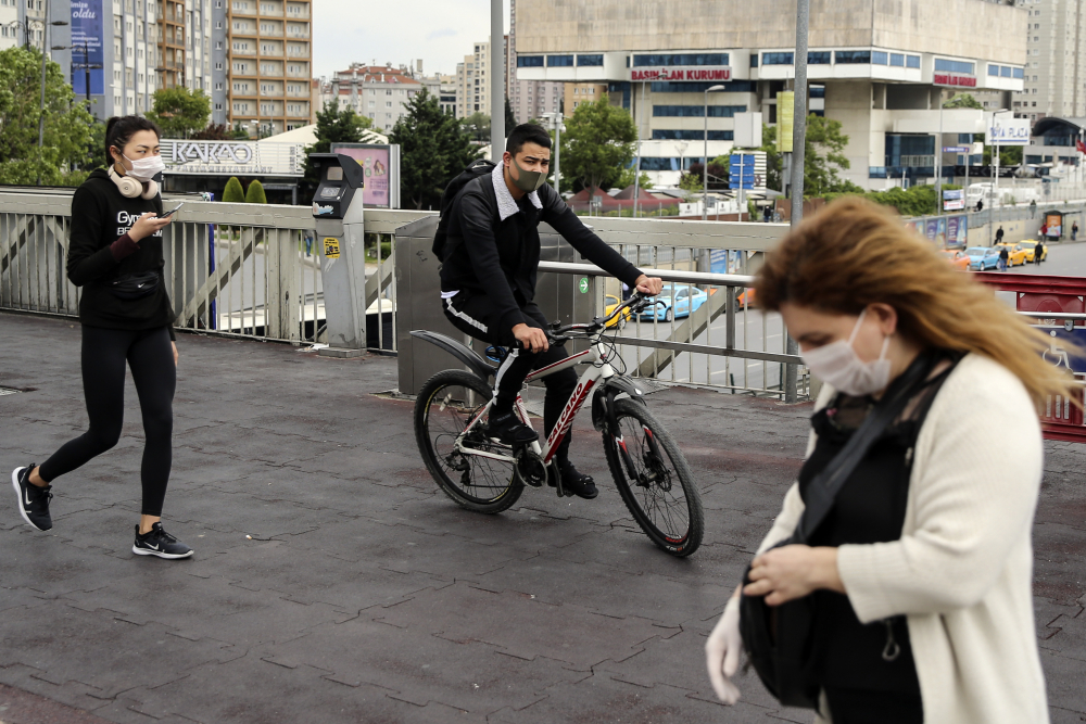 İstanbul yasağın ardından güne hareketli başladı 2