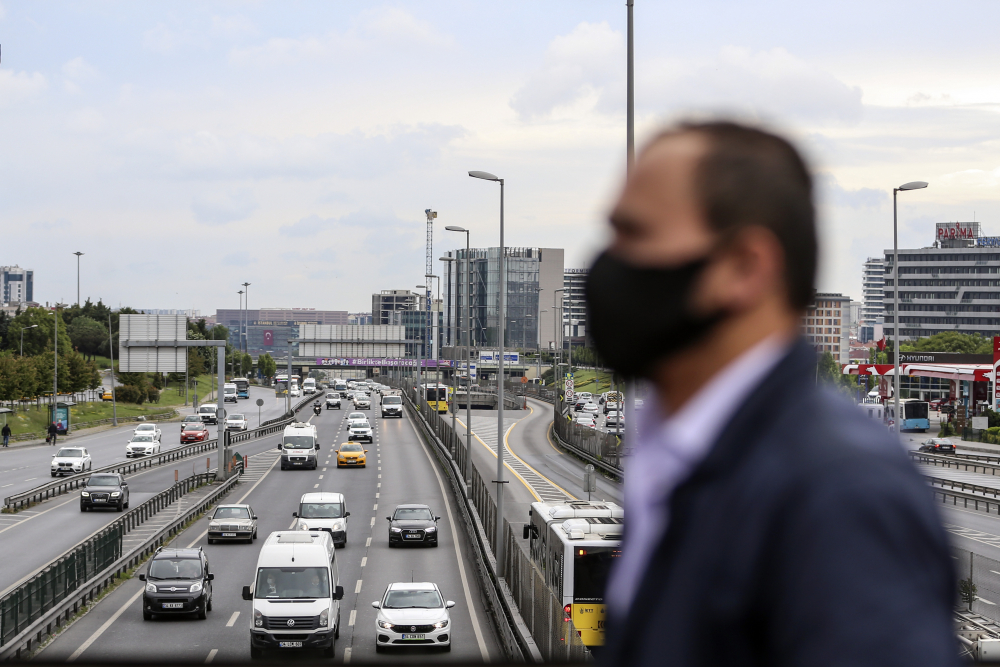 İstanbul yasağın ardından güne hareketli başladı 9