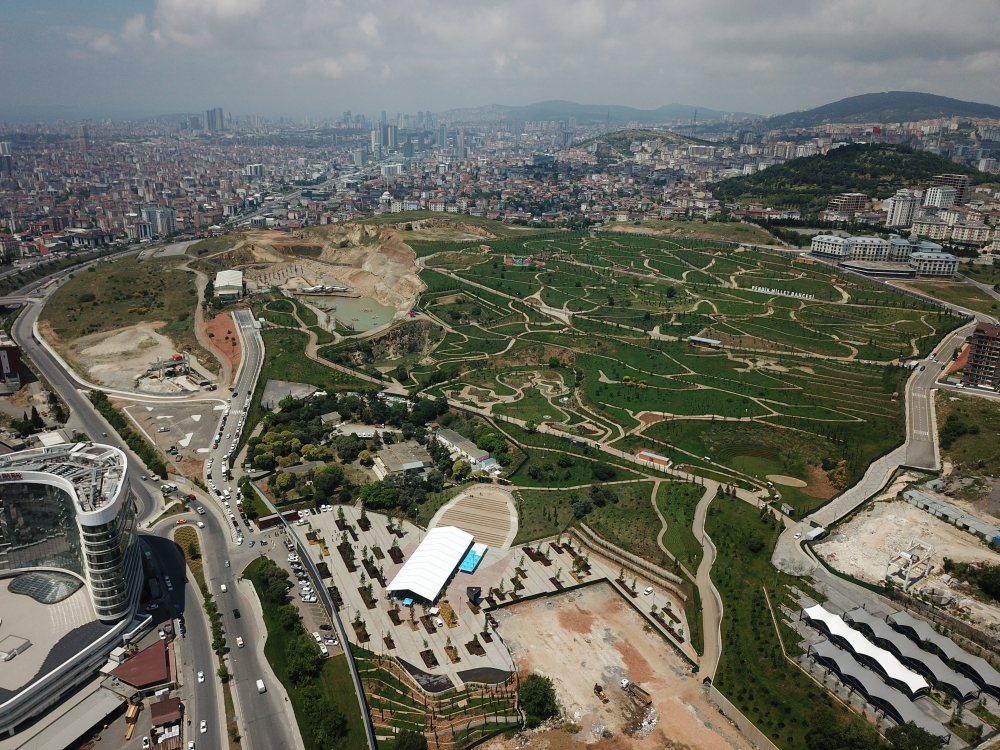 Pendik Millet Bahçesi'nde ilk cuma namazı kılındı! 12