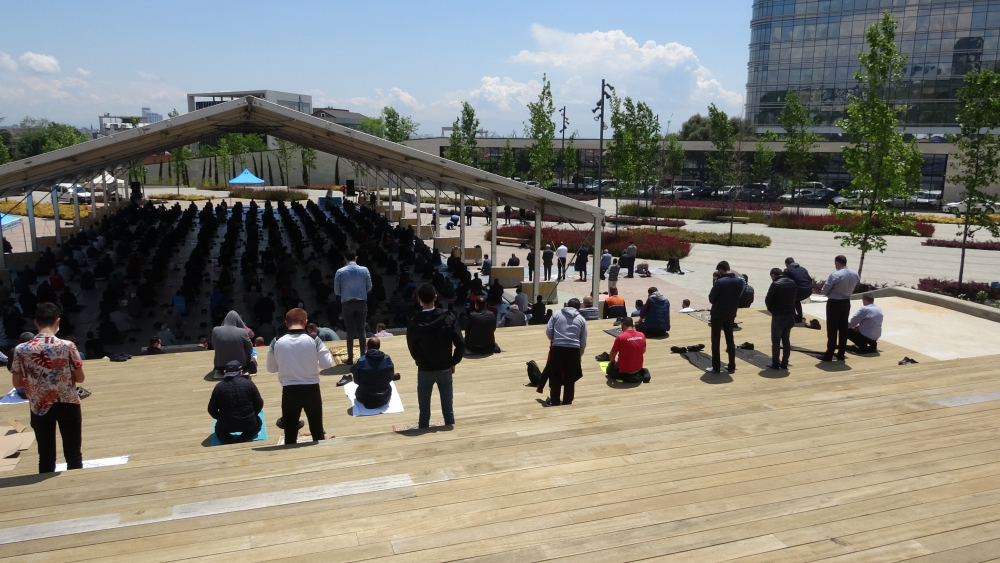 Pendik Millet Bahçesi'nde ilk cuma namazı kılındı! 7