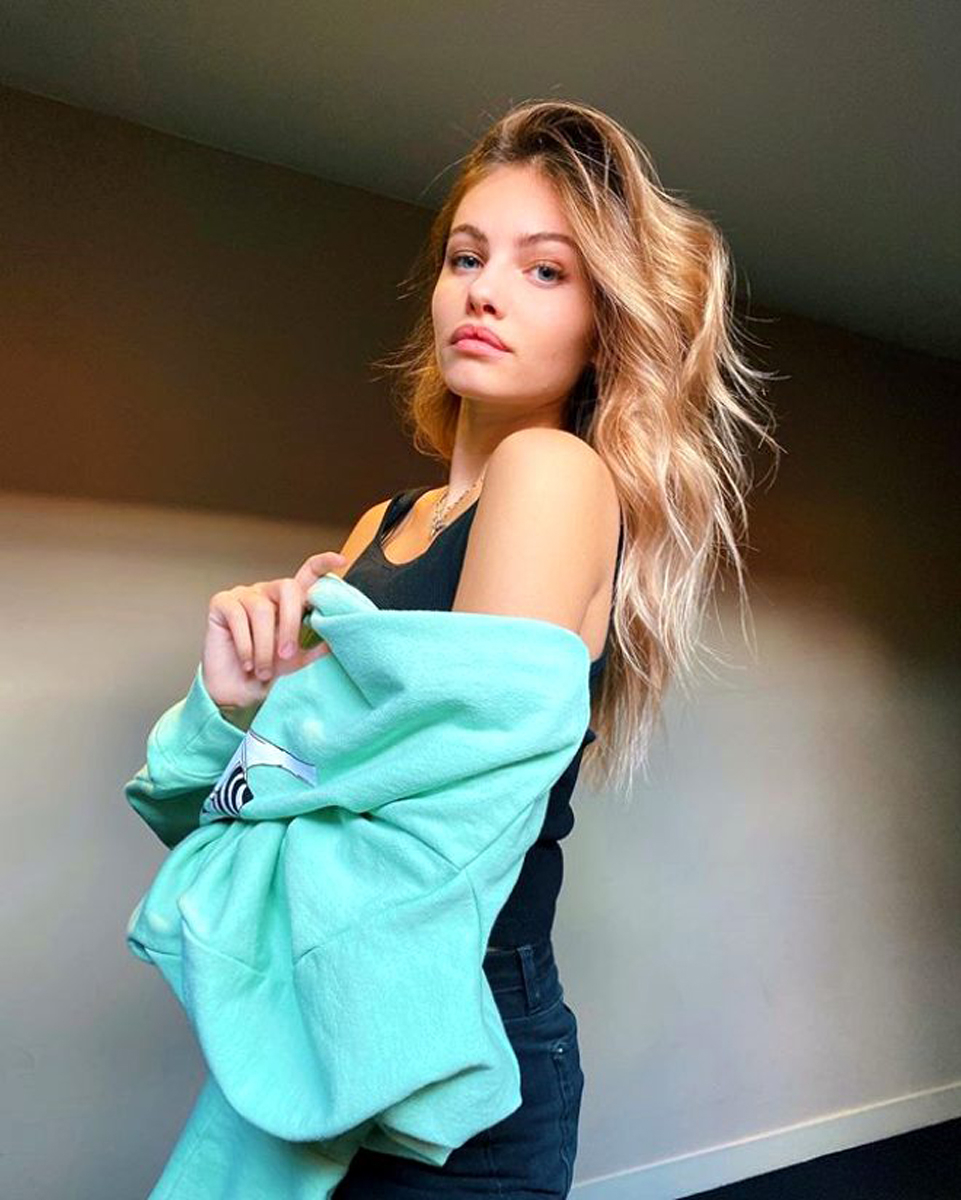 Dünyanın en güzel kızıydı! Thylane Blondeau diğer modelleri gölgede bıraktı 5