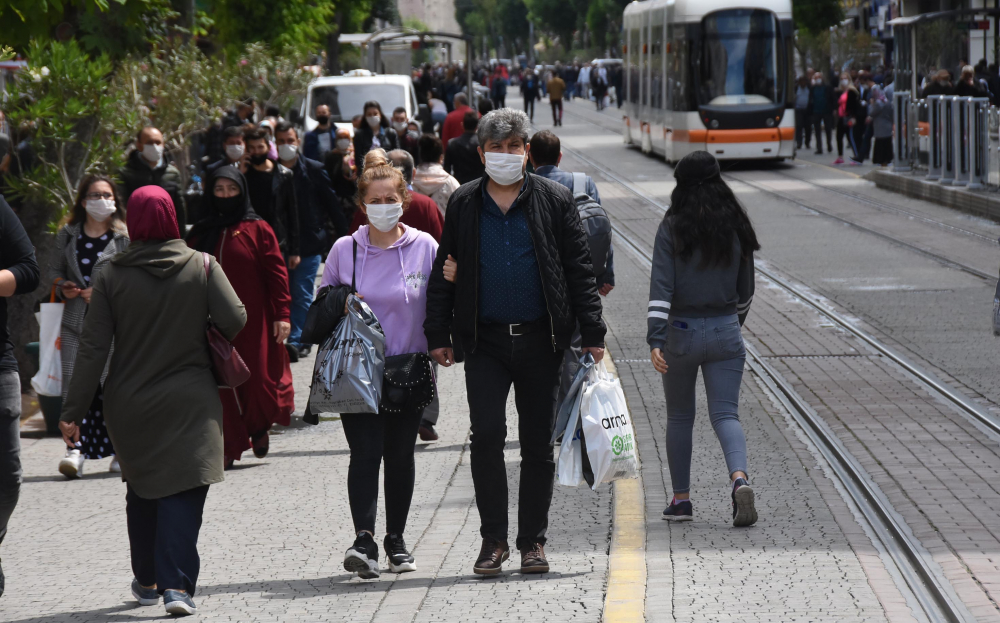 Eskişehir normalleşmeyle koronavirüsü unuttu! 3