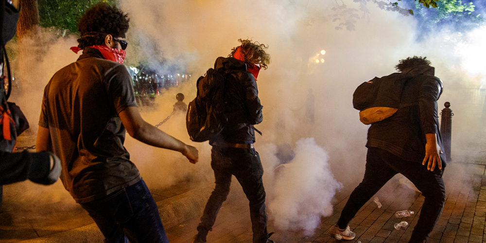 Washington'da protestolar nedeniyle 2 günlük sokağa çıkma yasağı ilan edildi! 5