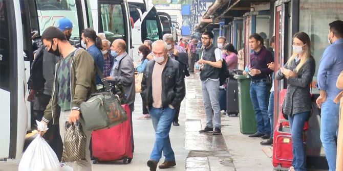 Otogarlar doldu taştı! Firmalar boş koltuğun ücretini de aldı