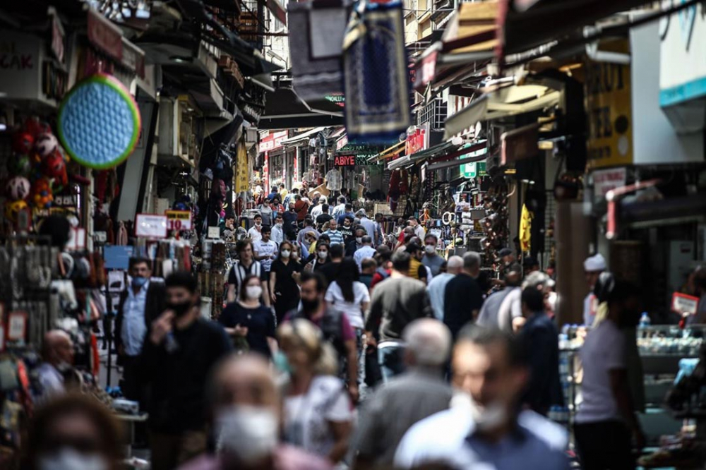 Kısıtlamasız ilk hafta sonunda İstanbullular kendini dışarı attı! 14