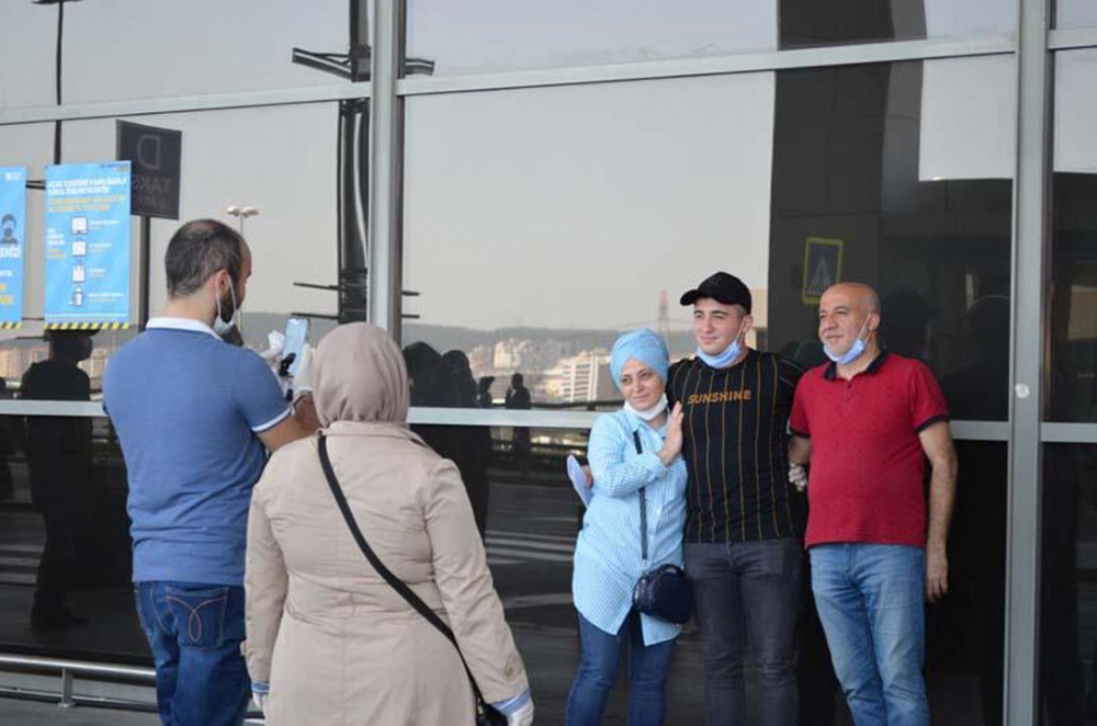 Sabiha Gökçen'deki asker uğurlamasında koronavirüs tedbirleri uygulandı 2