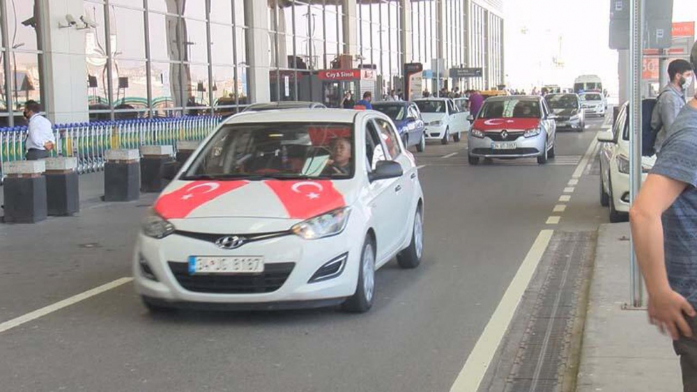 Sabiha Gökçen'deki asker uğurlamasında koronavirüs tedbirleri uygulandı 6