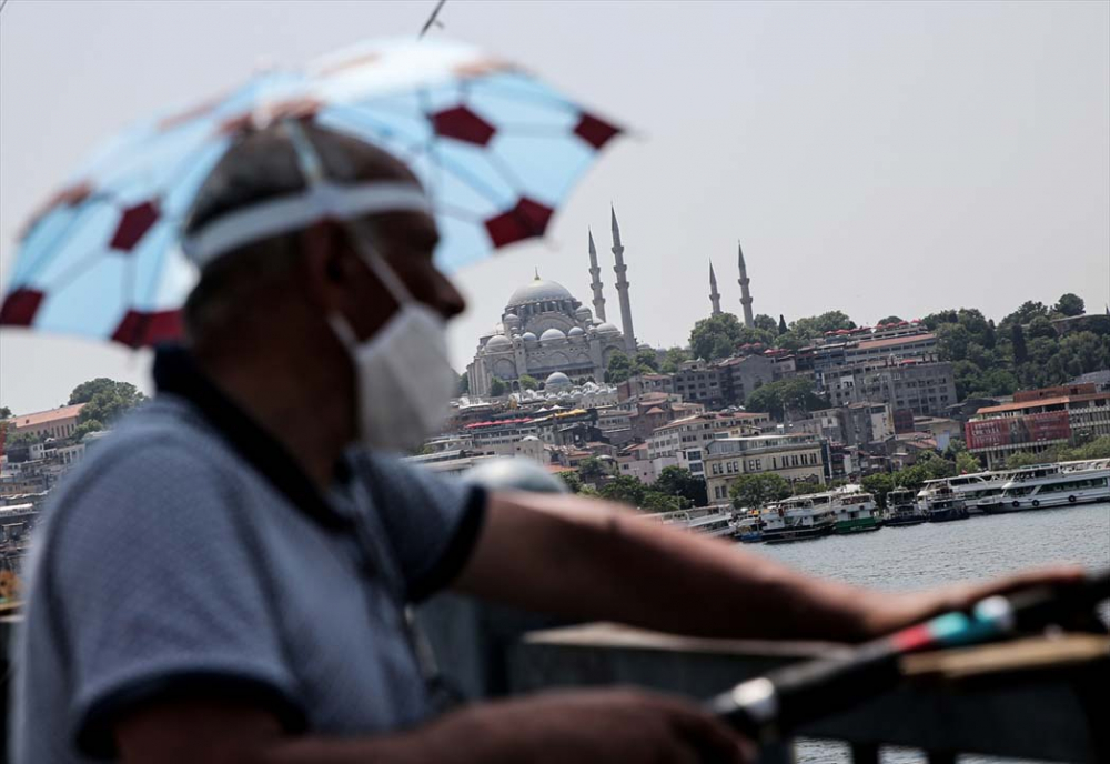 İstanbul yeni normalin ikinci haftasında! Vatandaşlar maskeye alıştı 23