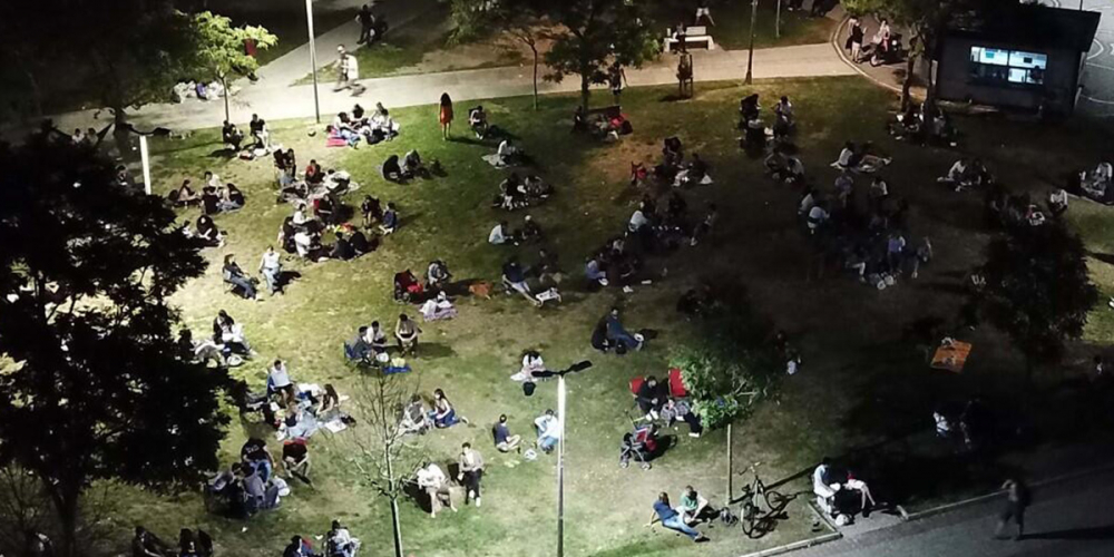 Hafta sonu yoğunluğu! Maske takmayıp sosyal mesafe kuralına uymadılar 2