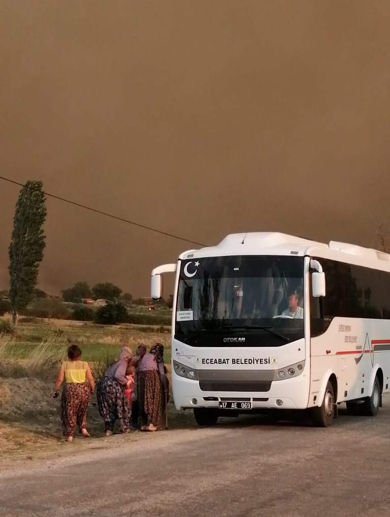 Çanakkale alev alev yanıyor! Vali Aktaş'tan yeni açıklama 8