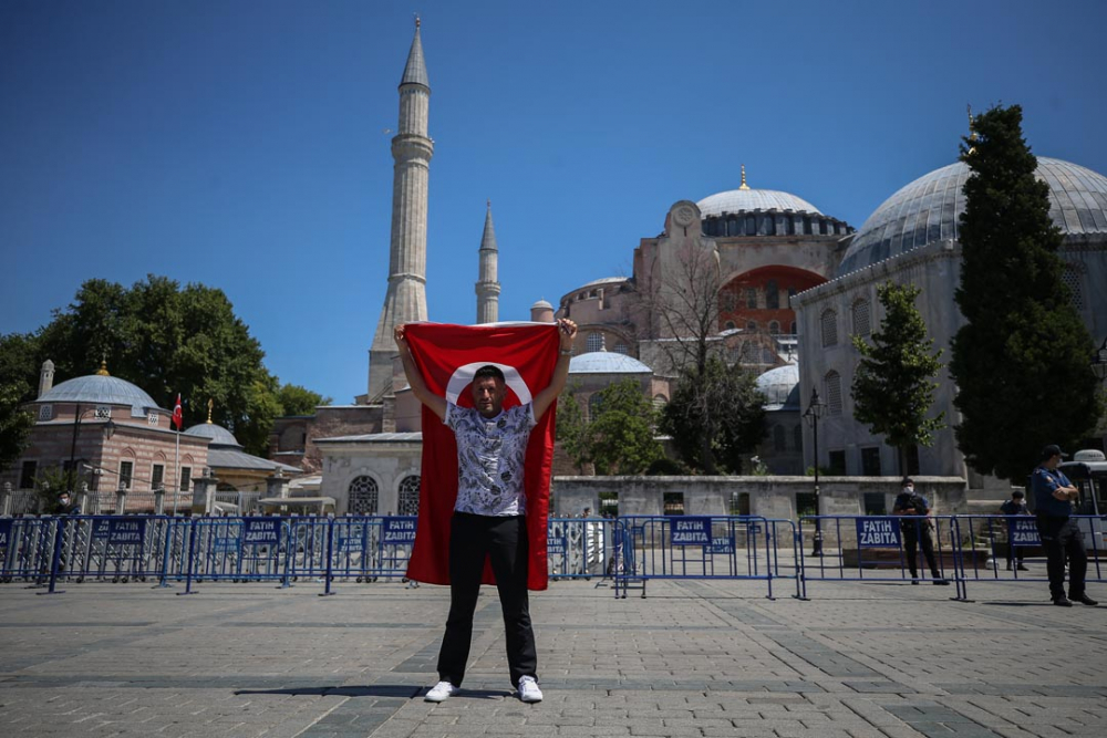 Ayasofya'ya ibadet yolu açıldı! Vatandaşlar akın etti 11