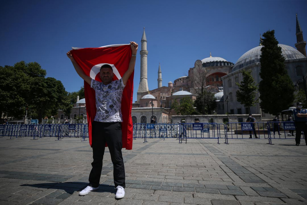 Ayasofya'ya ibadet yolu açıldı! Vatandaşlar akın etti 12