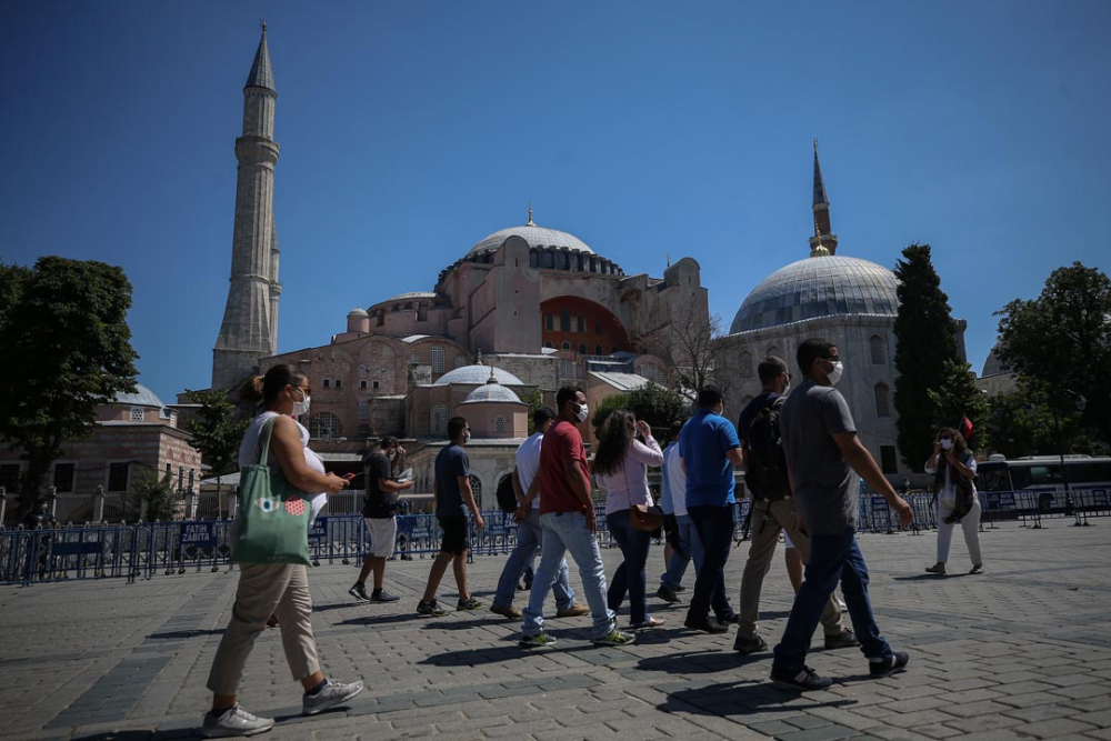 Ayasofya'ya ibadet yolu açıldı! Vatandaşlar akın etti 9