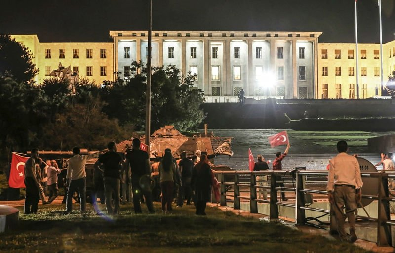 İşte 15 Temmuz Gecesinin Unutulmaz Görselleri ! 3