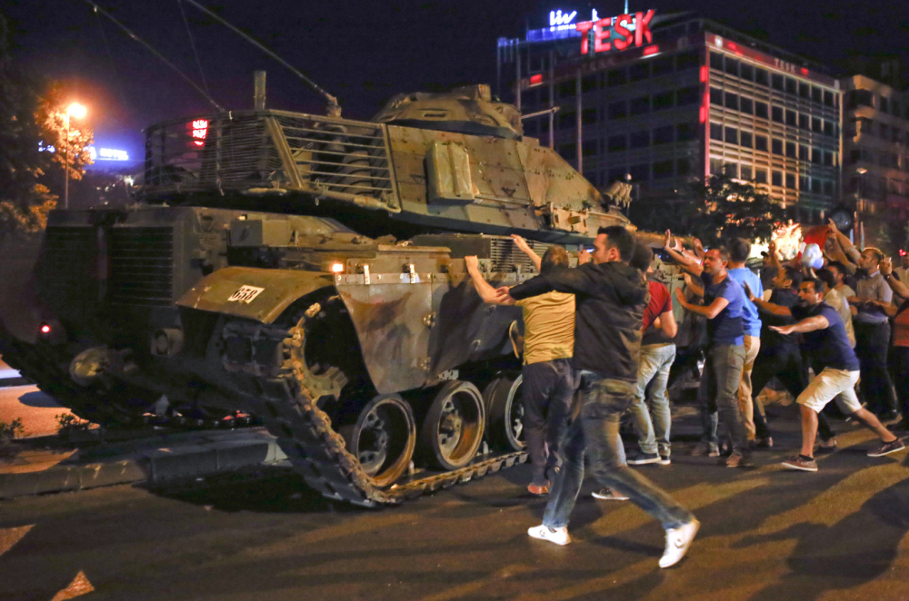 İşte 15 Temmuz Gecesinin Unutulmaz Görselleri ! 39