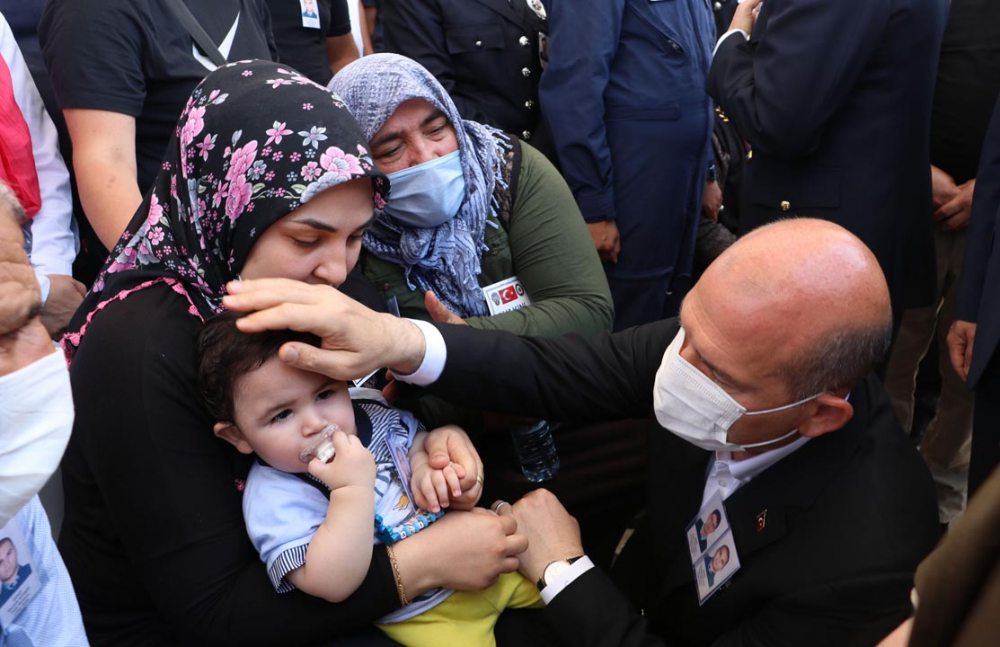 Van şehitleri memleketlerinde son yolculuğuna uğurlandı 14