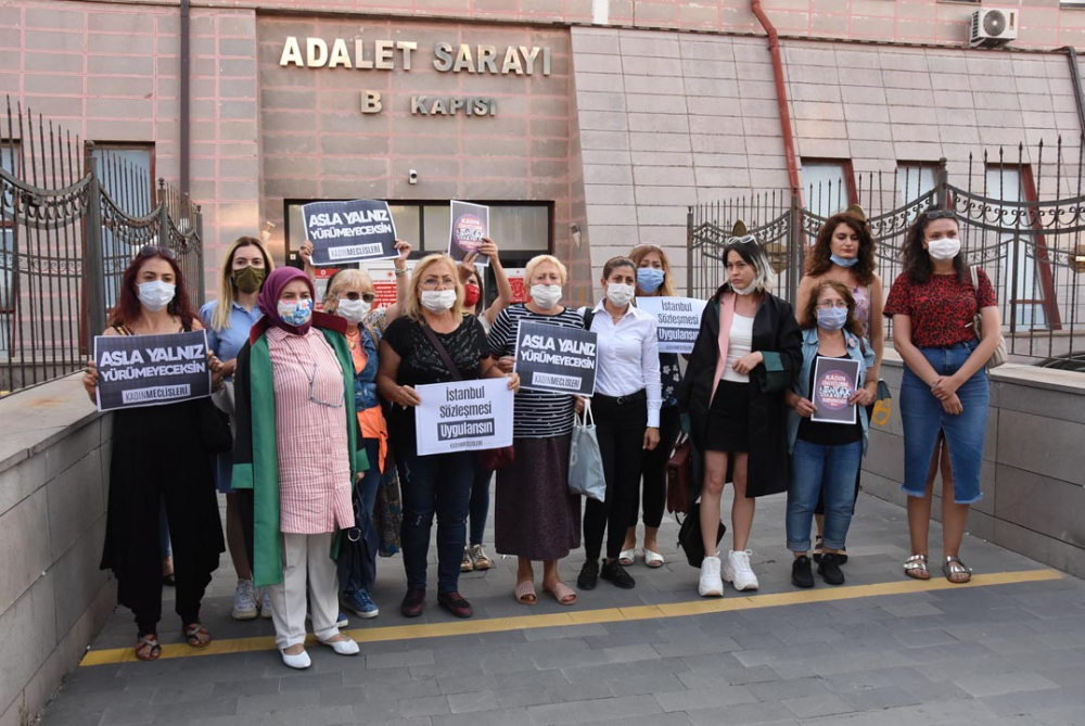 Eşini 15 yerinden bıçaklayan koca: Ufak yaralar açmak için bıçağı ona dokundurdum 7