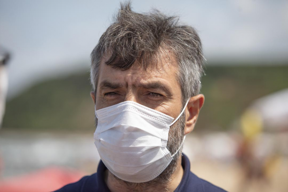 Şile plajları doldu taştı! Vatandaşlara sosyal mesafe ve maske uyarısı yapıldı 11