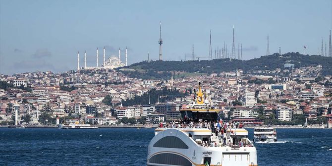 Şehir Hatlarında yoğunluk yaşandı! Maske ve mesafe yok sayıldı