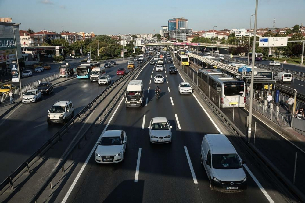 Bayram bitti! Trafik çilesi yeniden başladı 10