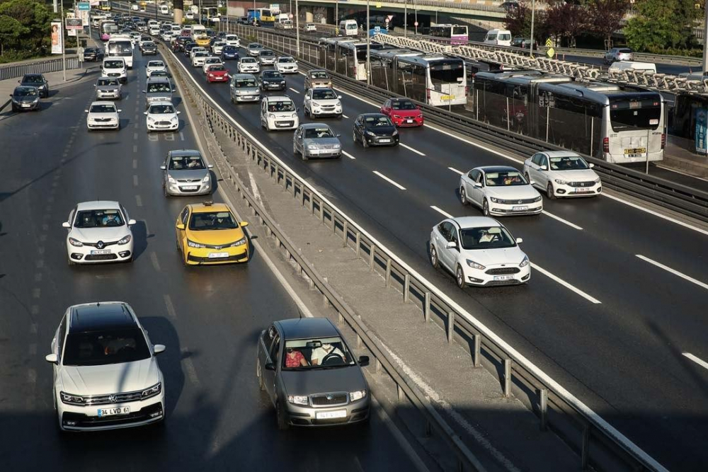 Bayram bitti! Trafik çilesi yeniden başladı 11