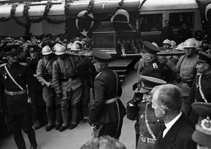 Genelkurmay arşivinden çok özel Atatürk fotoğrafları 25