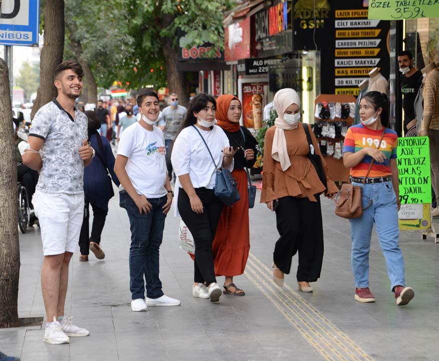 O ilimizde korkutan gelişme! Başvurular ve pozitif vaka oranı arttı 1