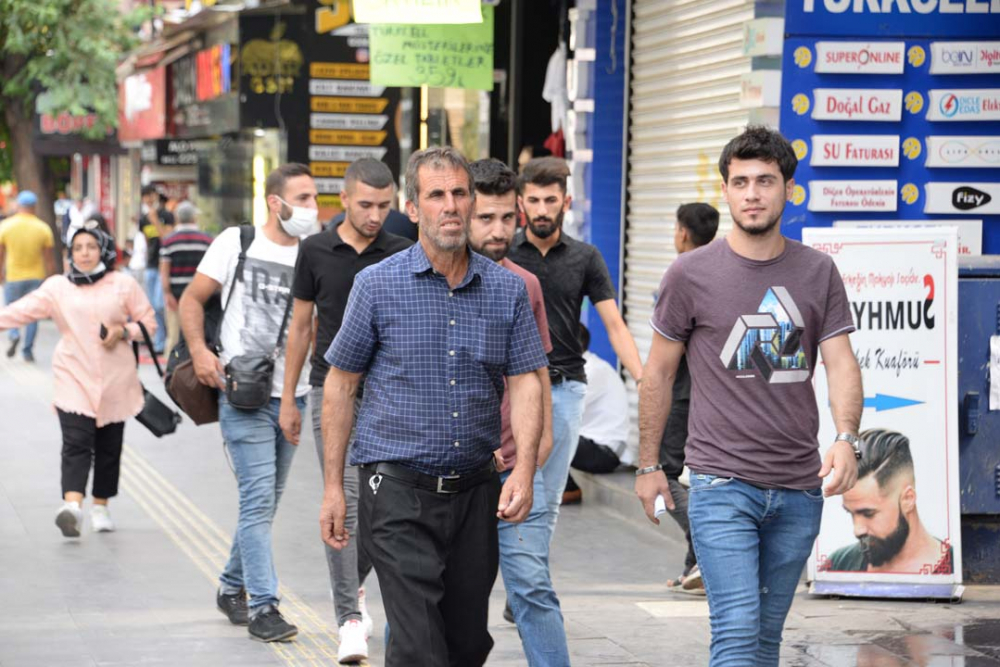 O ilimizde korkutan gelişme! Başvurular ve pozitif vaka oranı arttı 7