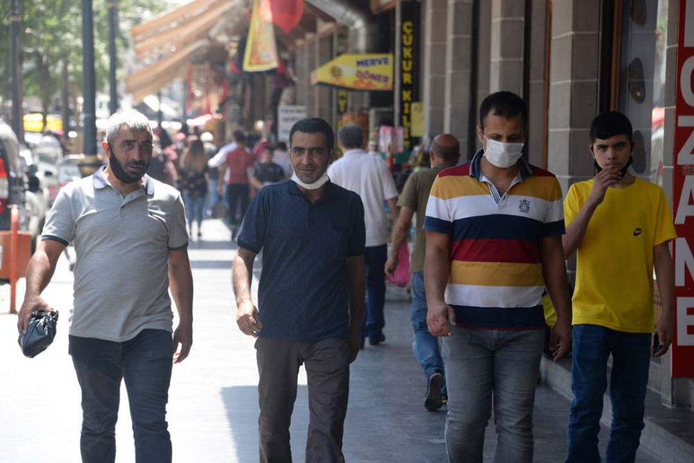O ilimizde korkutan gelişme! Başvurular ve pozitif vaka oranı arttı 8