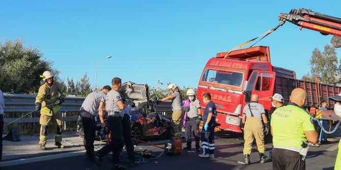 Feci kaza! 1 kişi öldü, 3 kişi yaralandı