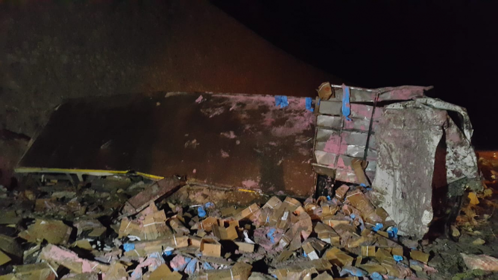 Erzurum'da dinamit yüklü kamyon kaza yaptı: 2 ölü 3