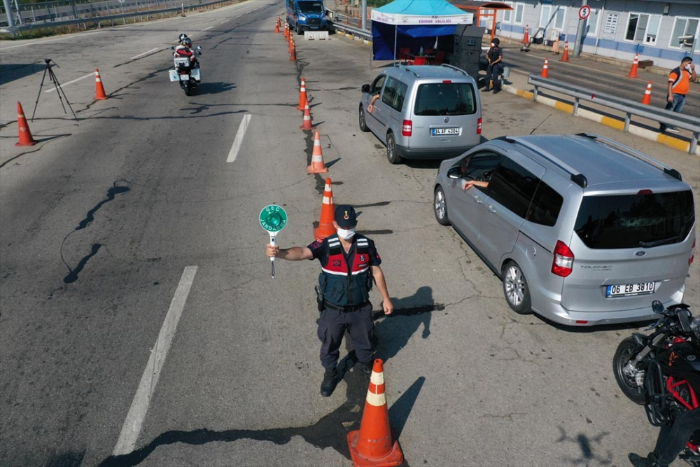 Karantinada olması gereken kişi, Ankara'dan Edirne'ye yolculuk yaparken yakalandı 1