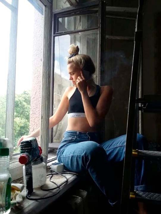 Kendisini aldatan eşini bıçaklayarak öldürdü, kanını içti 6