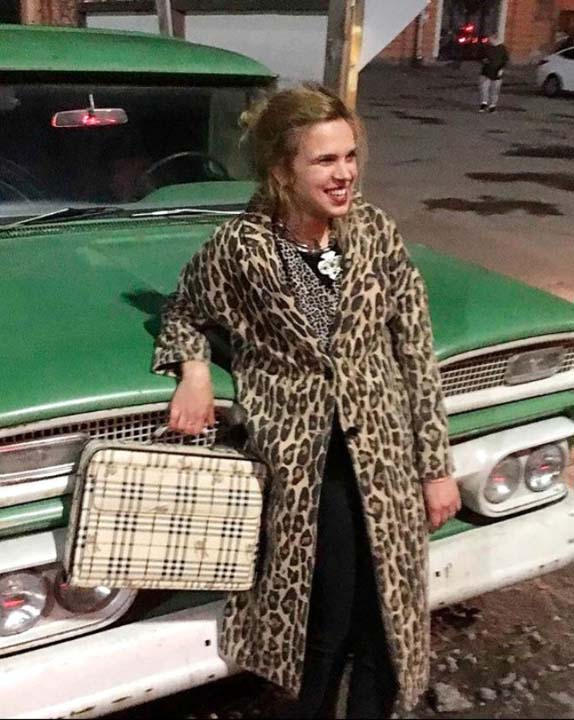 Kendisini aldatan eşini bıçaklayarak öldürdü, kanını içti 7