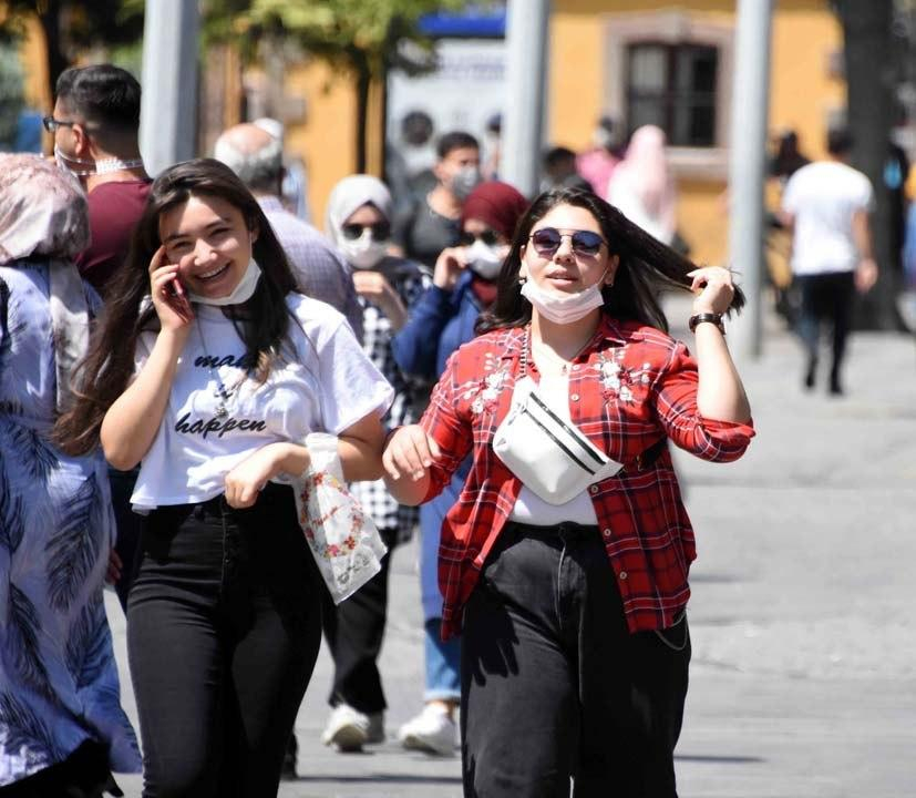 'Pozitif vakaların işe gittiği yönünde ihbarlar alıyoruz' 6