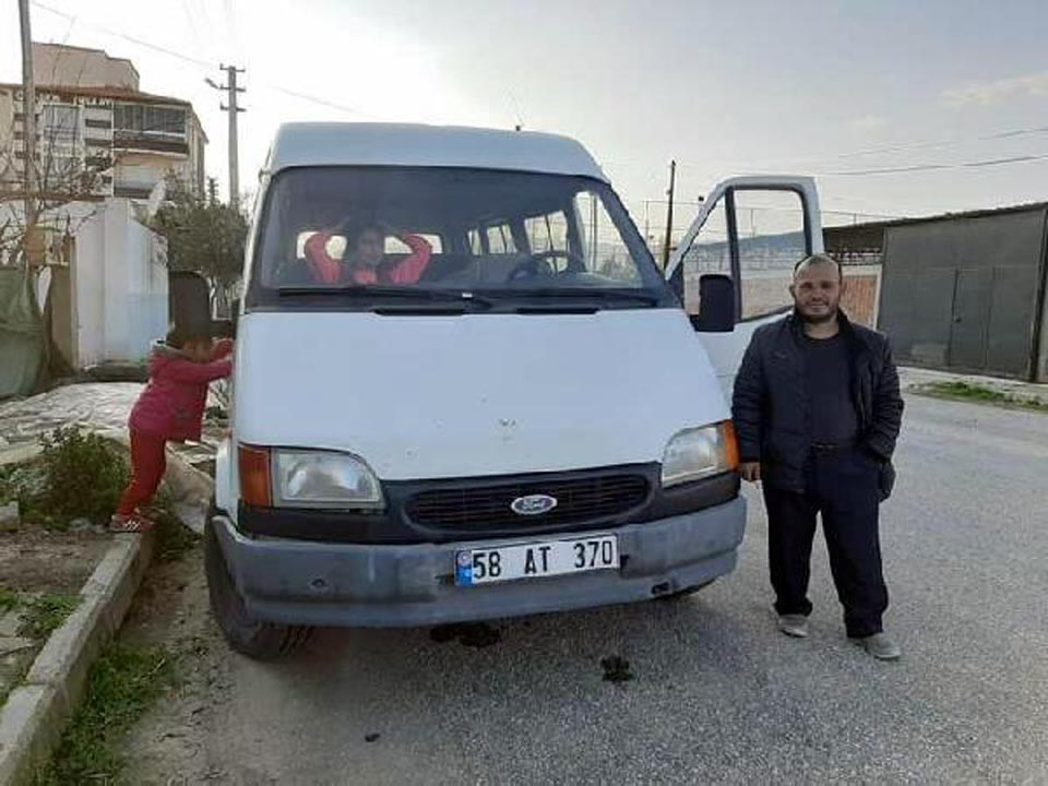 Araçtan atlayarak öldüğü öne sürülen kadının küçük kızı: Annemi tutamadım 4