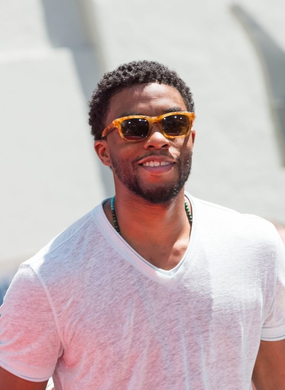 Dünyaca ünlü oyuncu Chadwick Boseman hayatını kaybetti 6