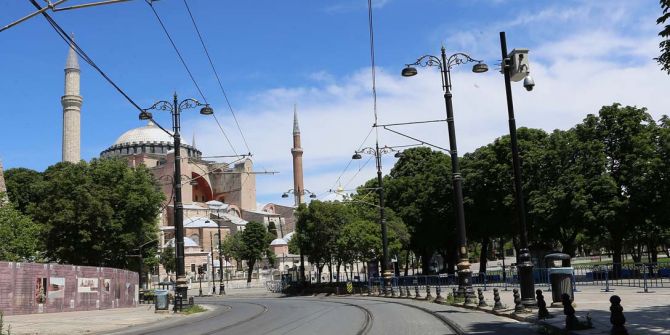 Uzman isimden flaş açıklama: "2-3 hafta sokağa çıkma yasağı getirilmeli"