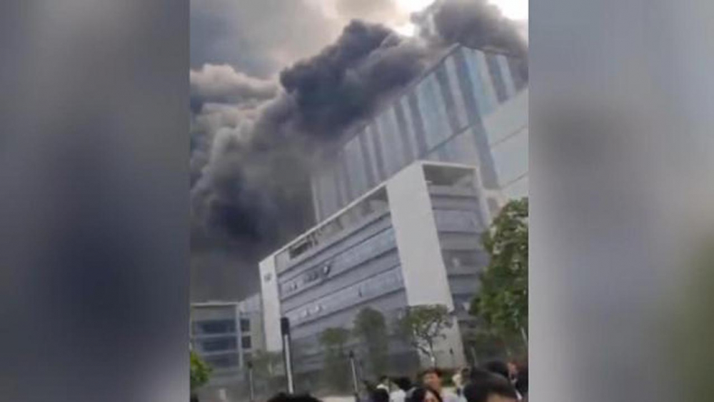 Teknoloji devi Huawei laboratuvarında yangın! 5