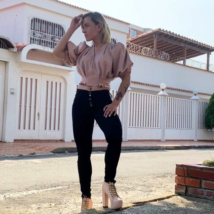 Çıplak fotoğraf paylaşan hakimin başı derde girdi! 13