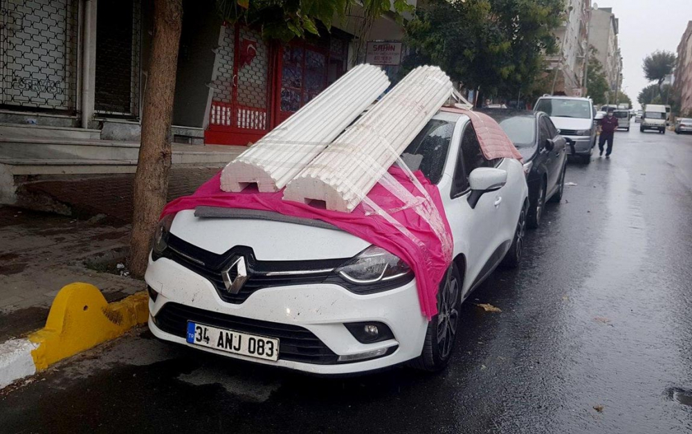 İstanbullular dolu alarmı üzerine harekete geçti! Araçlar zırh gibi kaplandı 9