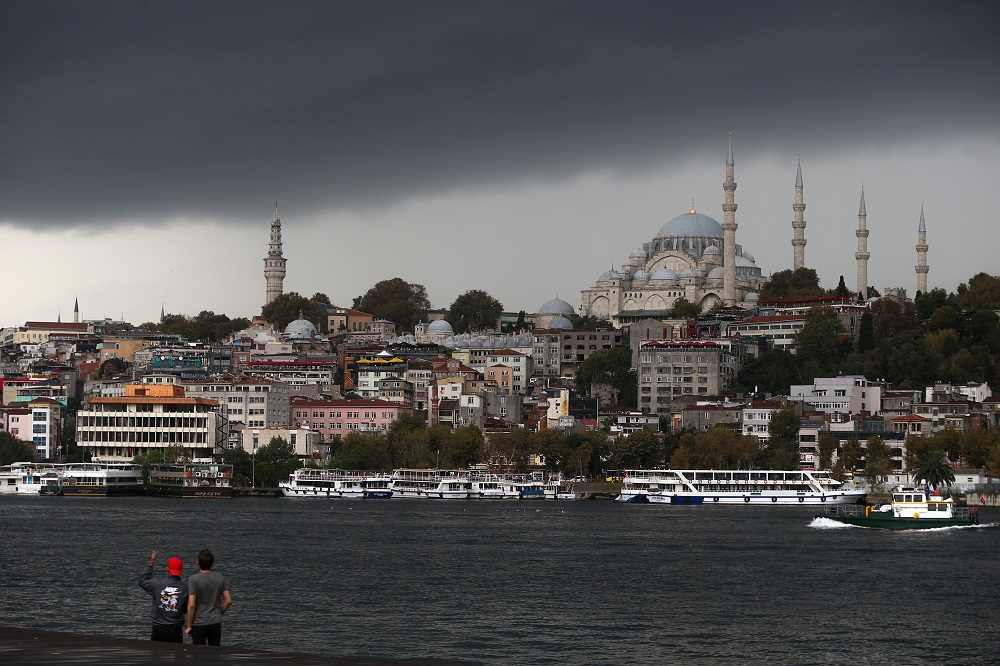 Meteoroloji İstanbul için uyarmıştı! İstanbul'da beklenen olmadı fakat... 11