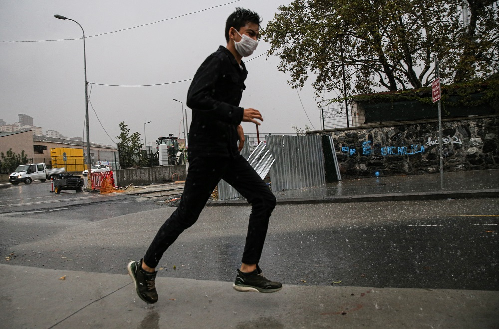 Meteoroloji İstanbul için uyarmıştı! İstanbul'da beklenen olmadı fakat... 4