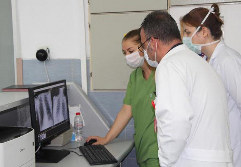 Bilim Kurulu Üyesi Gündüz uyardı: Okullarda düzensiz kalabalıklara dikkat! 2