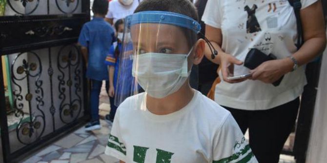 Bilim Kurulu Üyesi Gündüz uyardı: Okullarda düzensiz kalabalıklara dikkat!